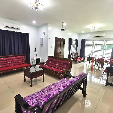 Batu Pahat Karaoke Lawnview Tvbox Bbq Villa Bagian luar foto